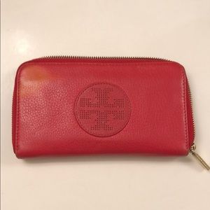 Tory Burch wallet